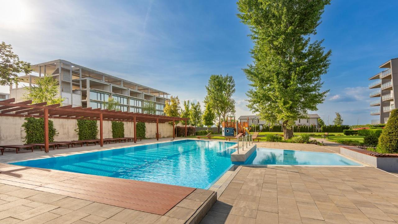 Admiral Luxury IV Apartman By Bltn Lägenhet Siófok Exteriör bild