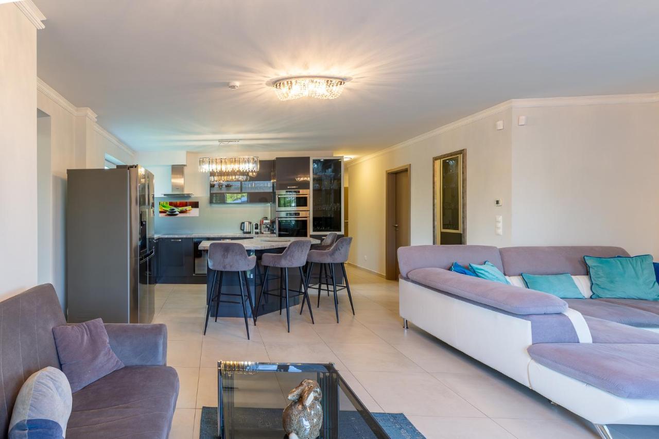 Admiral Luxury IV Apartman By Bltn Lägenhet Siófok Exteriör bild