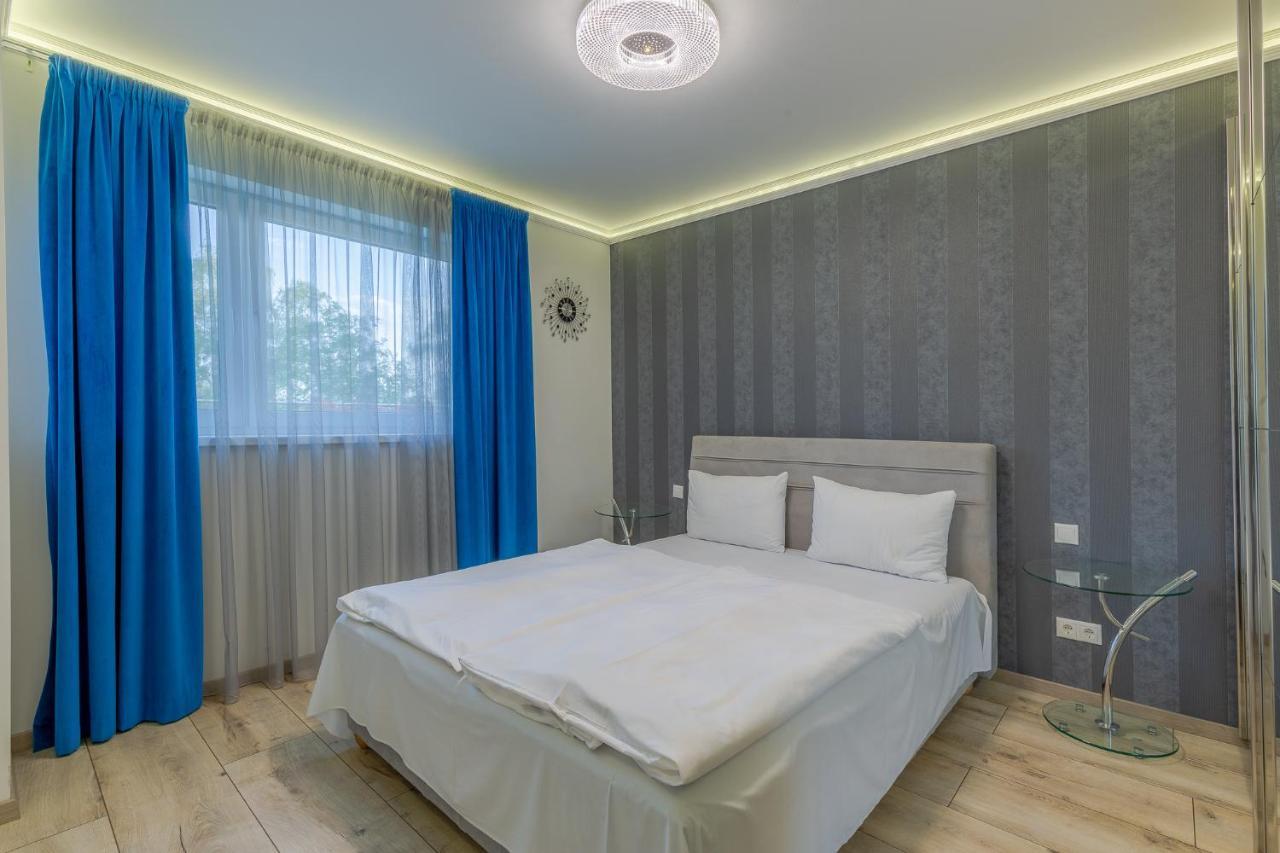 Admiral Luxury IV Apartman By Bltn Lägenhet Siófok Exteriör bild